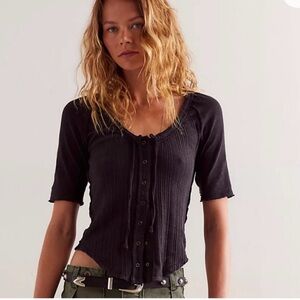 We The Free Daisy Tee